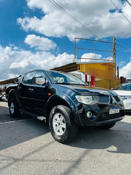 Mitsubishi L200 3.2 Triton Hpe Cab. Dupla 4x4 Aut. 4p