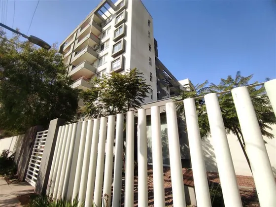 Departamento En Venta De 1 Dorm + 1 Baño, La Florida