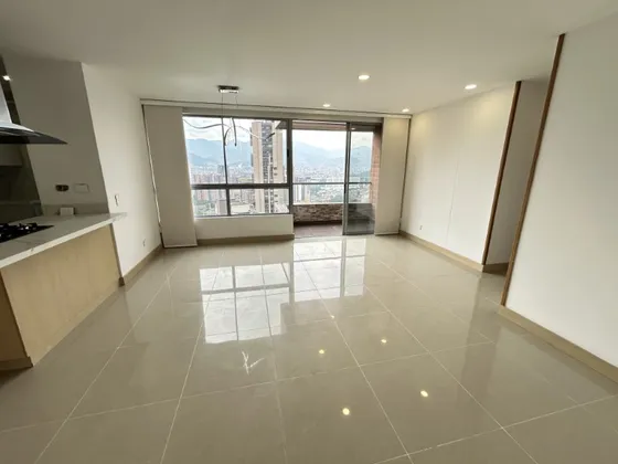  Apartamento En Arriendo Ubicado En El Poblado Sector Castropol  (27297).