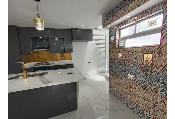 Se Vende Casa Grande En Envigado, Sector San Marcos. (para Estrenar) 