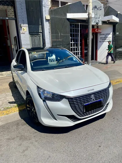Peugeot 208 1.6 Active
