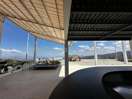 Julian Galindez Alquila Restaurant Amoblado Y Con Planta Electrica En El Manzano Barquisimeto #25-18617