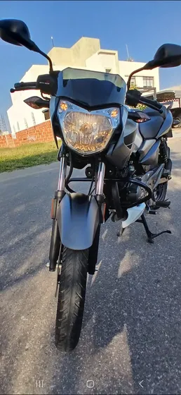 Bajaj Rouser Ns 125 Año 2023
