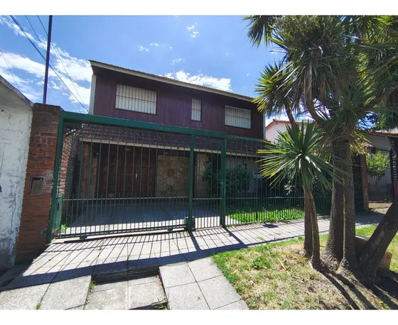 Chalet 6 Amb. Vieytes 2155 - Barrio San Carlos