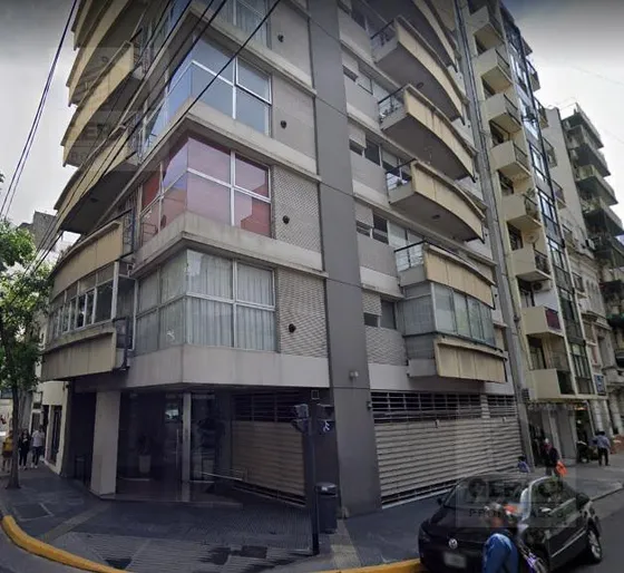 Excelente Semipiso De Dos Ambientes Al Frente - Congreso