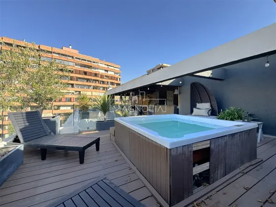 Departamento En Venta De 2 Dorm. En Vitacura