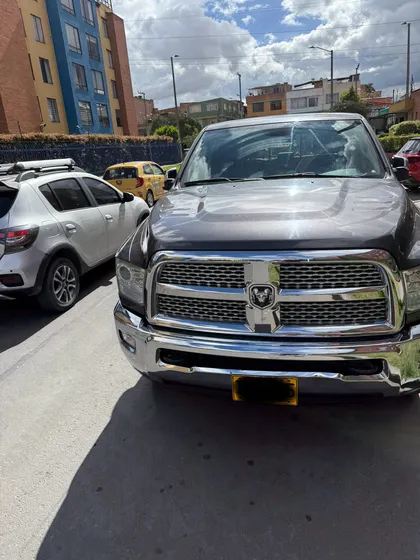 Dodge Ram 5.7 2500 Crew Cab Laramie 390 Hp