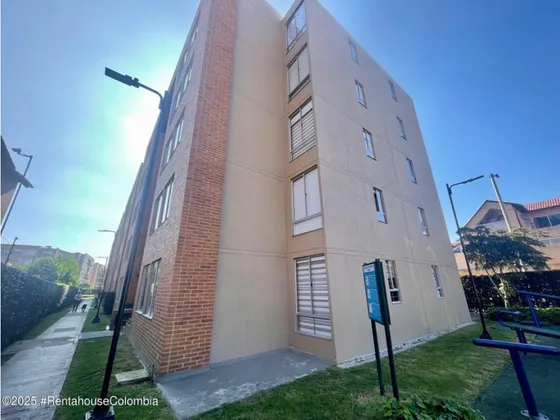 Apartamento En  Camino La Floresta Rah Co: 25-1241