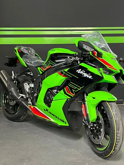 Nueva Kawasaki Ninja Zx10r  0km 2025!!!contado Aca'!!!