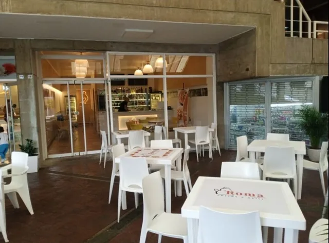 Cesion De Derecho (traspaso), Fondo De Comercio Rest. Con Permiso De Licores En C. C. Alto Prado.  Inf. Ma. Fda. Varela