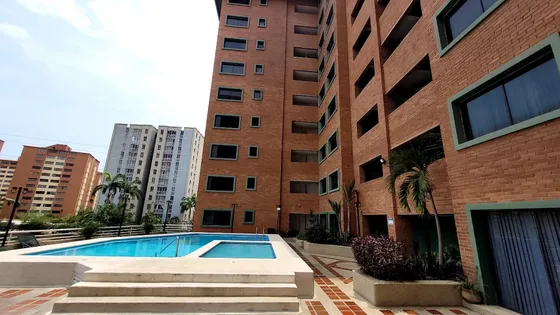 Apartamento De 43m2 Con Acabados Sencillos - Res. Las Salinas 