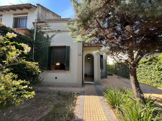 Venta De Casa En Bella Vista 3 Ambientes 