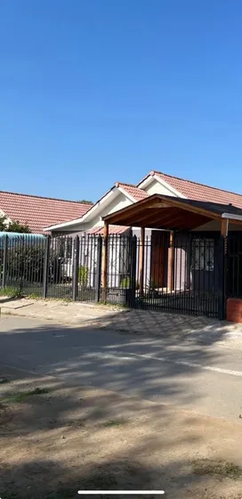Hermosa Casa En Arriendo En Lampa (177429)