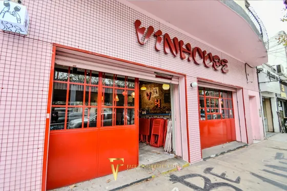 Fondo De Comercio En Barrio Naon - Oportunidad - Excelente Zona