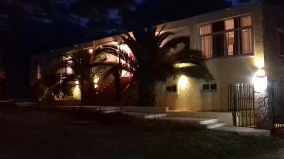 Hotel A Metros Del Río Mina Clavero Y Cerca Del Centro