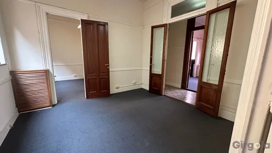 Alquiler Oficina 9 Ambientes Microcentro