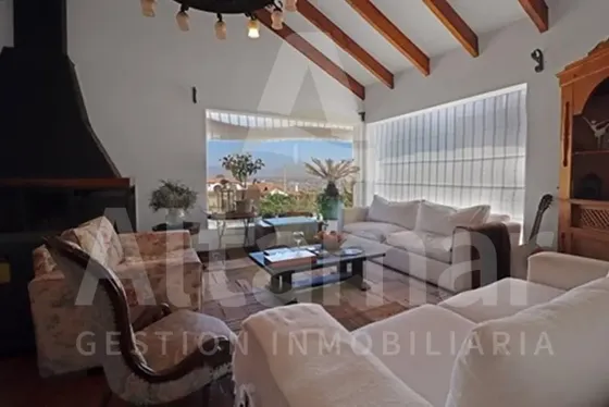 Casa En Venta De 8 Dorm. San Joaquin La Serena