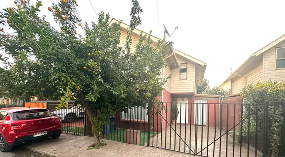 Arriendo Casa 2 Pisos En Los Agapantos Colina