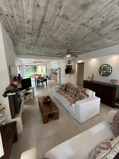 Alquila Casa Green House Park 1 Para 6 O 8 Pax Solanas