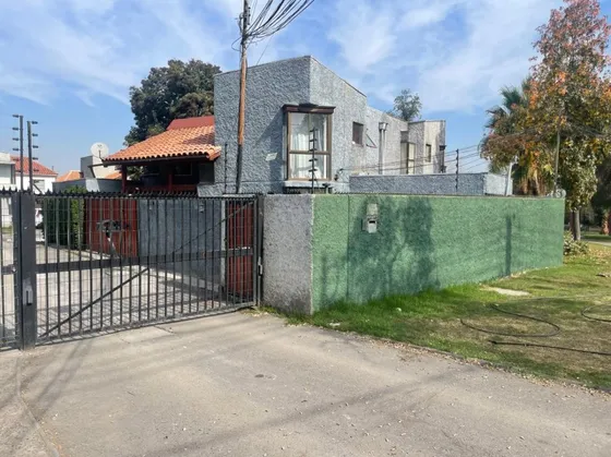 Amplia Y Acogedora Casa