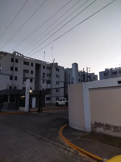 En Venta Apartamento En Paraparal Los ,res Rio Caroni Ii Ata-1594