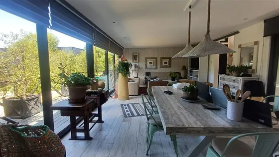 Casa Con Excelente Ubicación En Cachagua