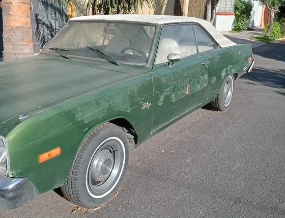 Dodge Dart Swinger 1975