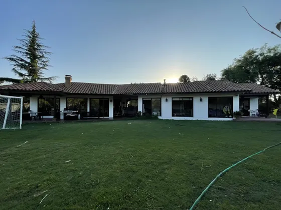 Propiedad Con Dos Casas En Calera De Tango