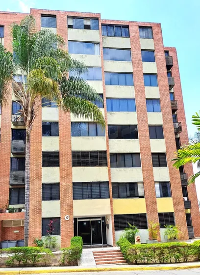 Lomas Del Sol, Lindo Apartamento De 50 M2, Amoblado Y Equipado.