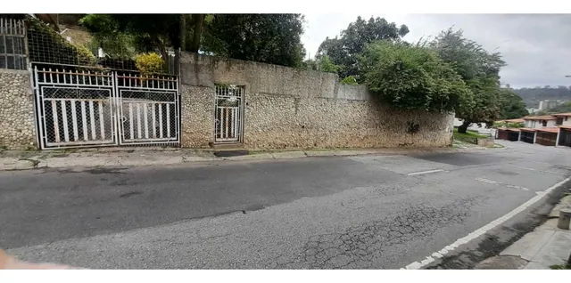 La Trinidad Terreno Con Casa Para  Remodelar Venta Lni