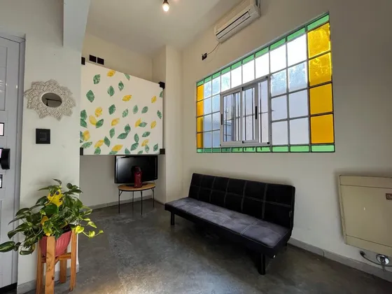 Casa En Venta En Lanus E. Amb. Amplios Tipo Loft