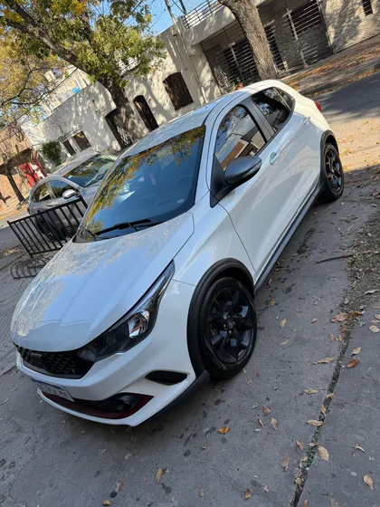 Fiat Argo 1.8 Hgt