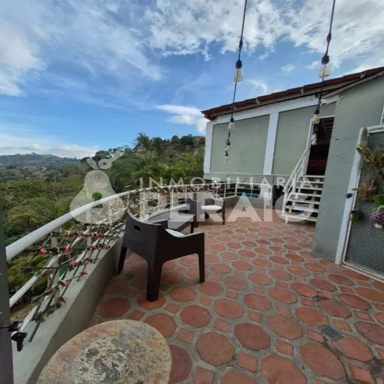 Casa/ Venta /el Hatillo Urb El Gavilanero/4-7-2 /670 M2/ Ref: $115.000