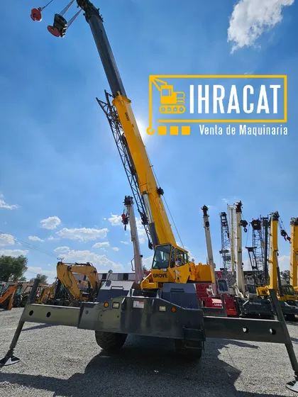 Grúa Todo Terreno 2005 Grove Rt700e  Capacidad 60 Ton