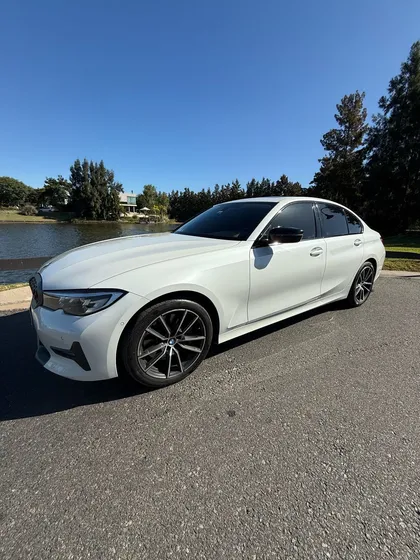 Bmw Serie 3 3.0 330i Sedan Sport Line 252cv