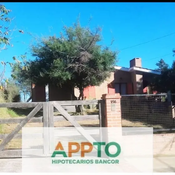 Venta De Ph Apto Bancor De 2 Dormitorios , Patio Amplio En Bº Villa Del Lago , Carlos Paz, Córdoba