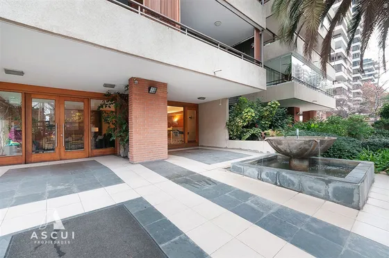 Departamento En Venta De 3 Dorm. En Las Condes