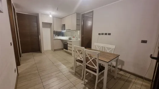 Departamento En Venta De 2 Dorm. En Macul