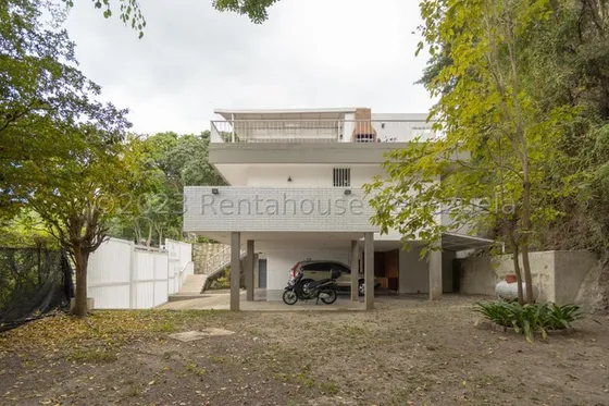 Tg Moderna Casa En Venta En Colinas De Bello Monte Con Excelente, Cuenta Con Un Anexo. Vista 23-25242 Ys 