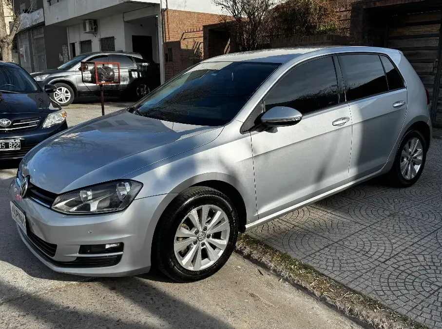 Volkswagen Golf 1.4 Comfortline Tsi