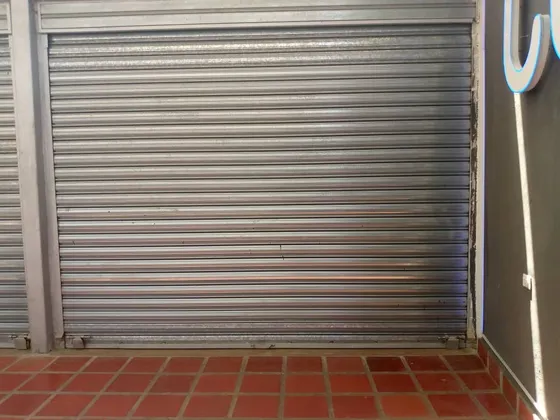 G25-14 En Alquiler Local En Mercado De Los Goajiros