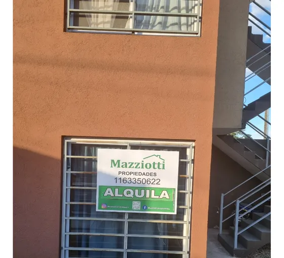  Se Vende Ph Con Con Cochera Moron Sur 