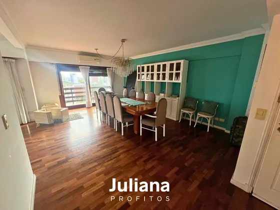 Departamento En Alquiler - Semipiso Amoblado Cuatro Ambientes Con Cochera Doble