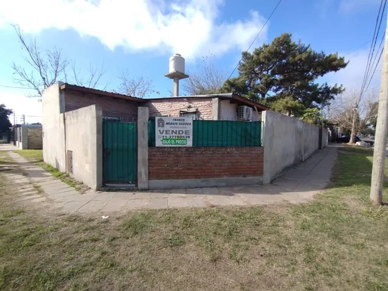 Venta-casa 2 Ambientes-rawson Al 5200-merlo-usd 38.000