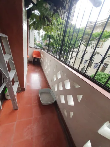 Se Vende Edificio 3 Pisos  - Sector Bellas Artes La Playa Medellin.