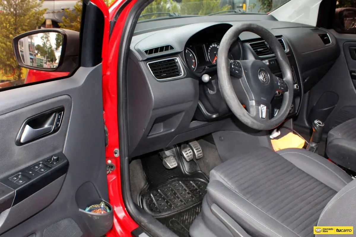 Volkswagen Crossfox Hb 2012640119137676821221