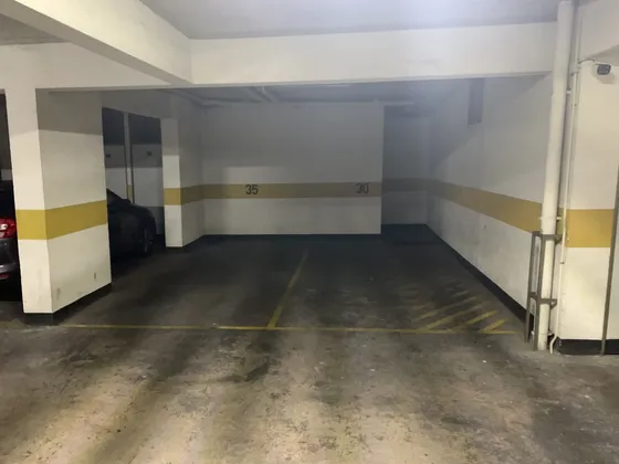Se Arrienda Estacionamiento En Metro Santa Ana