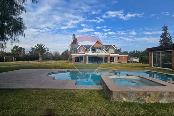 Maravillosa Casa Estilo Inglesa En Algarrobal 2