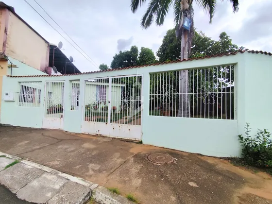 Casa En El Sector El Guamo, Calle Abierta