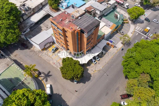 Venta De Edificio En Santa Mónica Cl Mls 25-5059